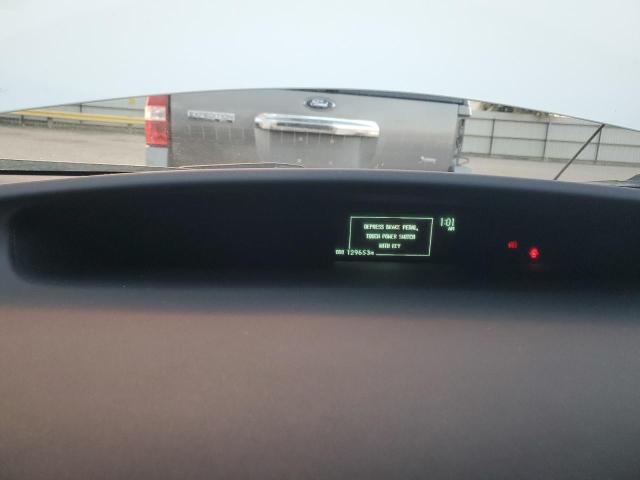 Фото 9 - TOYOTA PRIUS