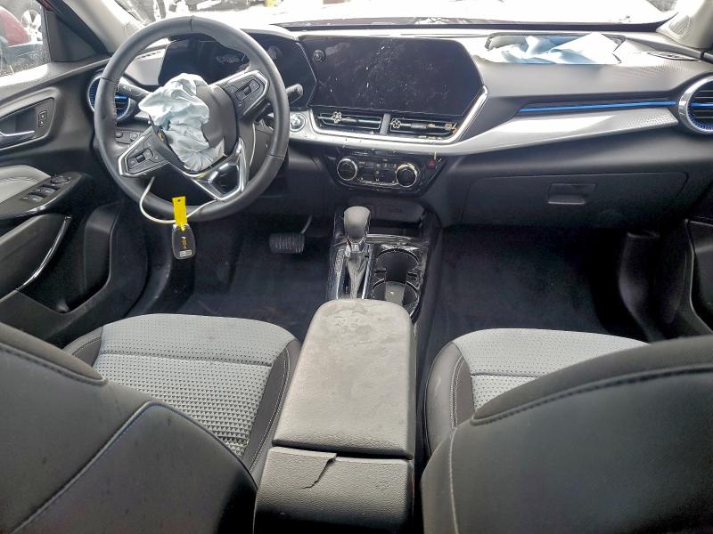 Фото 8 - CHEVROLET TRAX