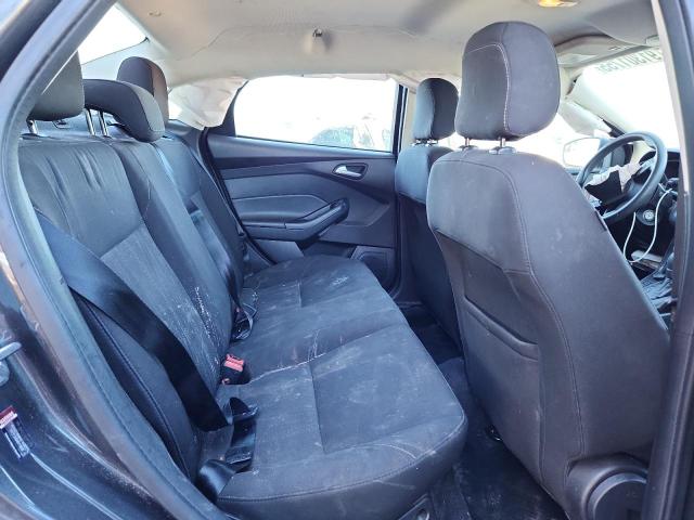 Фото 10 - FORD FOCUS