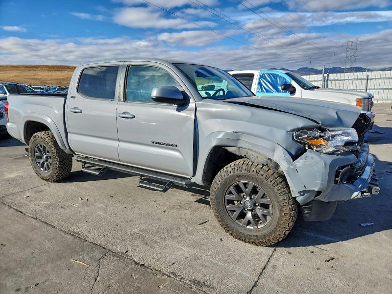 Фото 4 - TOYOTA TACOMA