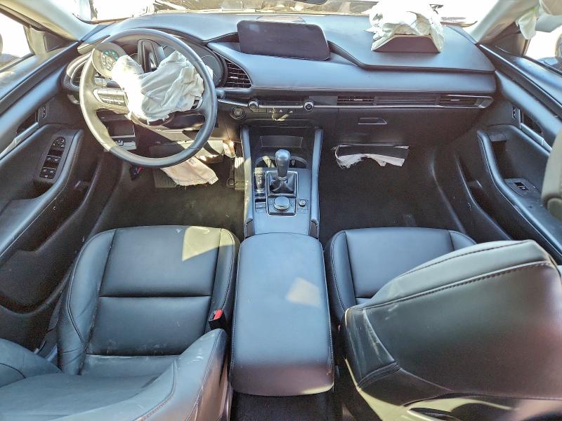 Фото 8 - MAZDA 3