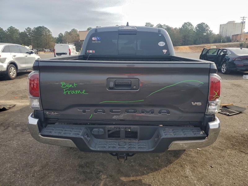 Фото 6 - TOYOTA TACOMA