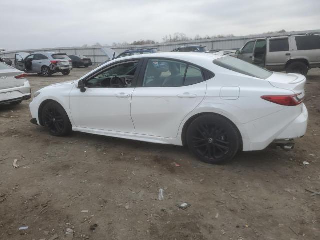 Фото 2 - TOYOTA CAMRY