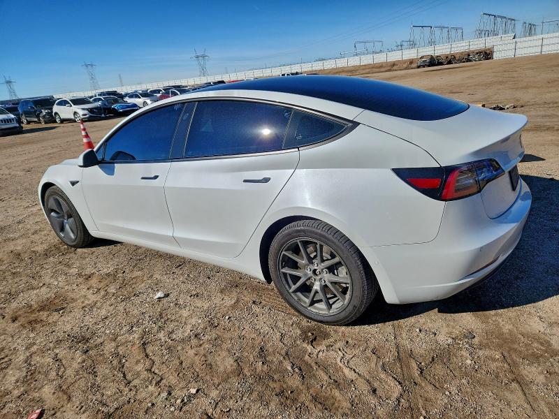 Фото 2 - TESLA MODEL 3