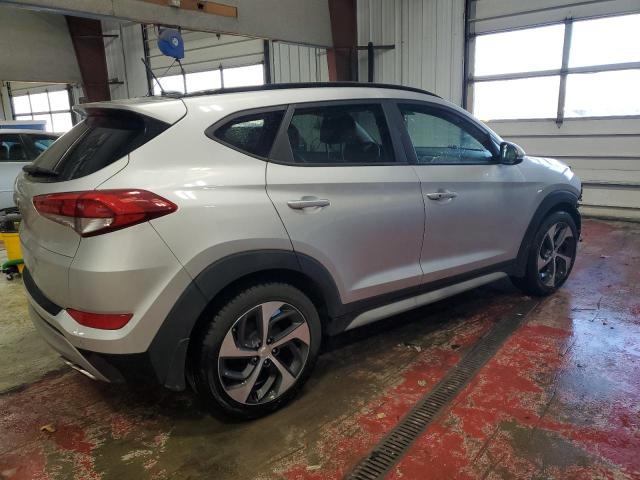 Фото 3 - HYUNDAI TUCSON