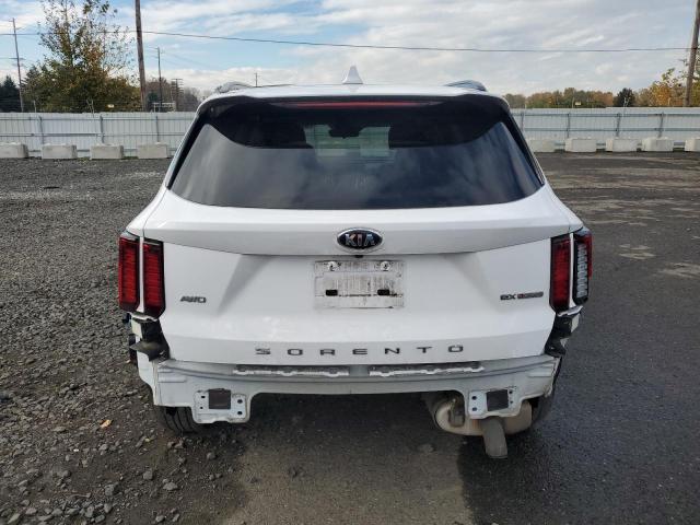 Фото 6 - KIA SORENTO