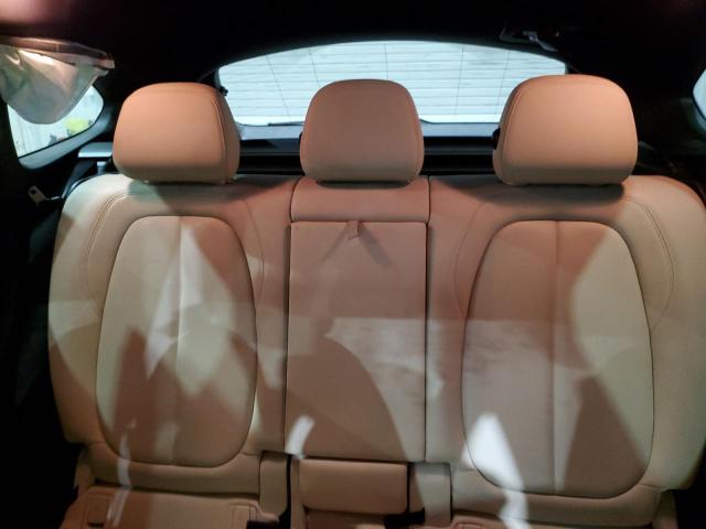 Фото 10 - BMW X1