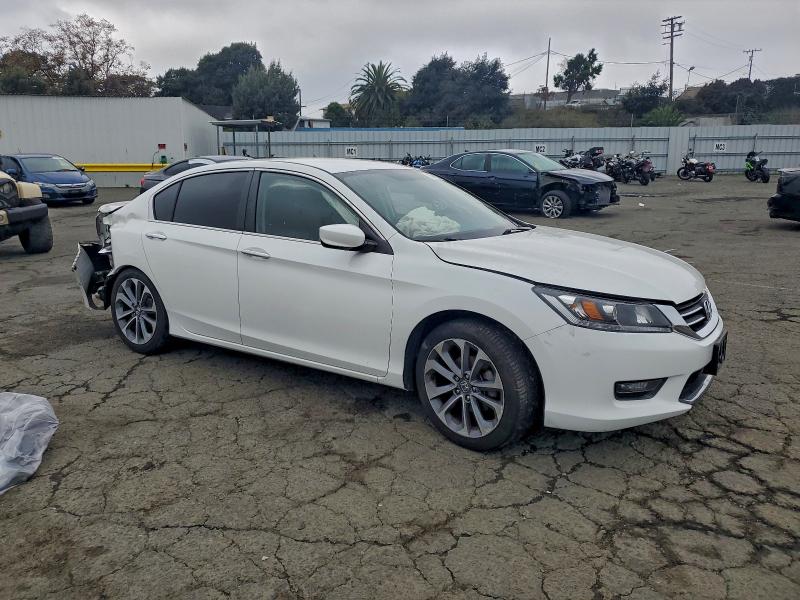 Фото 4 - HONDA ACCORD