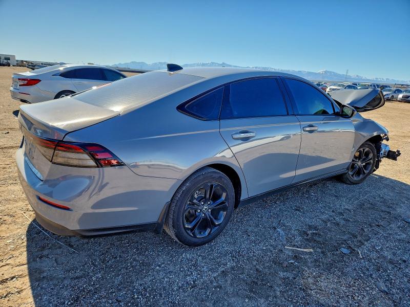 Фото 3 - HONDA ACCORD