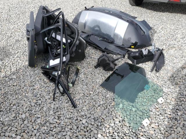 RIVIAN RIT 2024 VIN 7FCTGBAA9RN032628