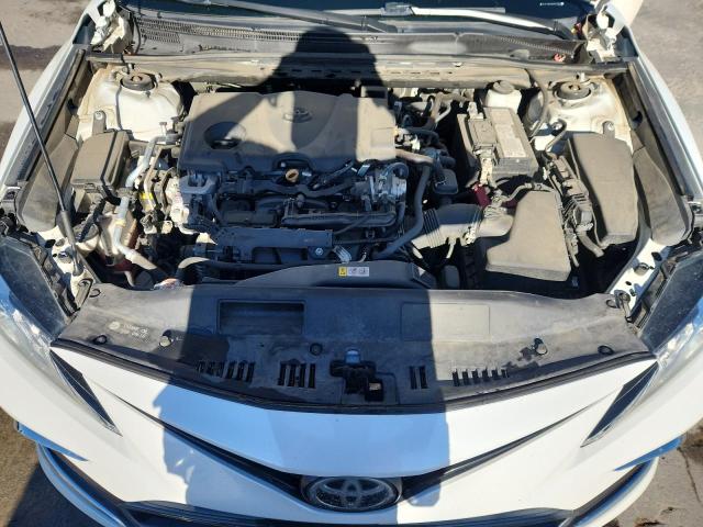 Фото 11 - TOYOTA CAMRY