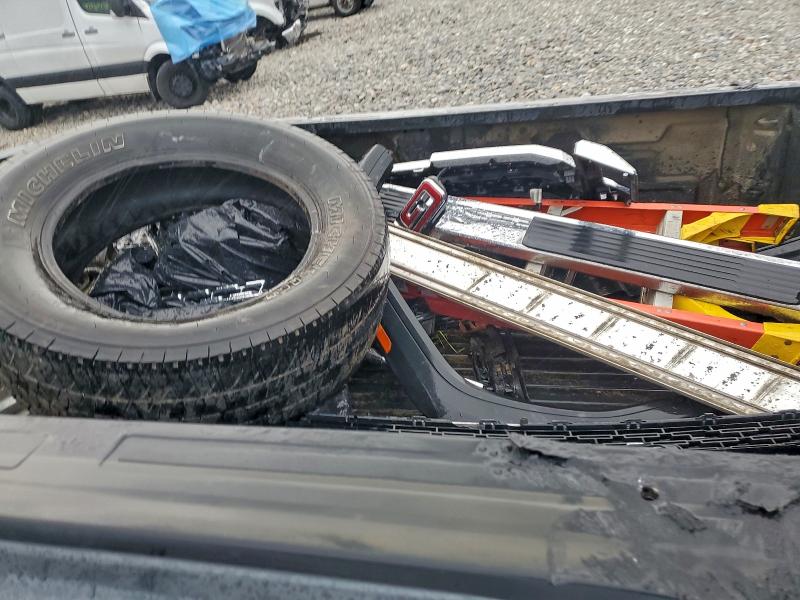 Фото 12 - GMC SIERRA