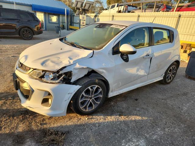 Фото 1 - CHEVROLET SONIC