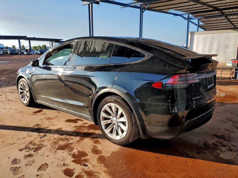 Фото 2 - TESLA MODEL X