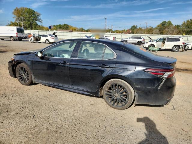 Фото 2 - TOYOTA CAMRY