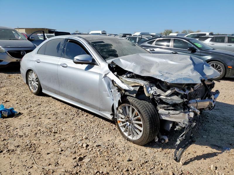 Фото 4 - MERCEDES-BENZ E-CLASS