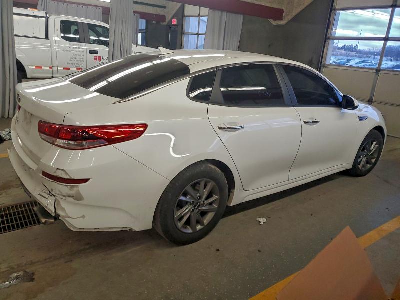Фото 3 - KIA OPTIMA