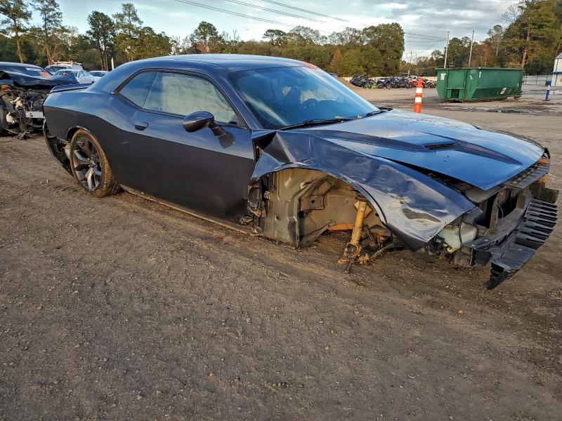 Фото 4 - DODGE CHALLENGER