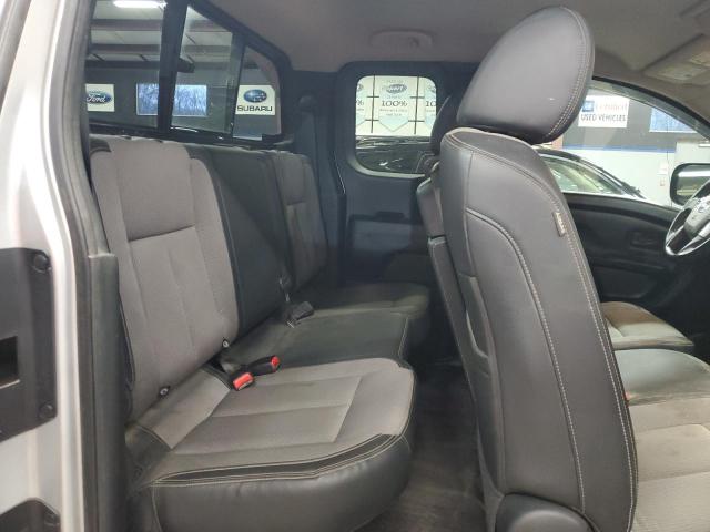 Фото 10 - NISSAN TITAN