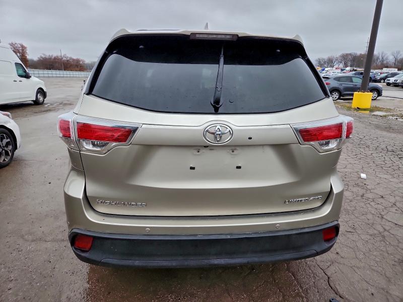 Фото 6 - TOYOTA HIGHLANDER