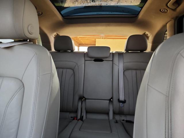 Фото 10 - AUDI Q5