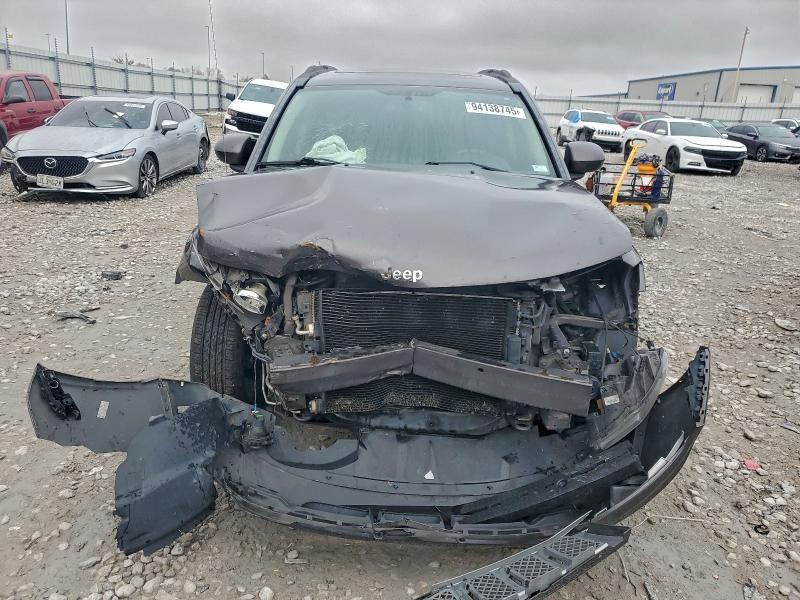 Фото 5 - JEEP COMPASS