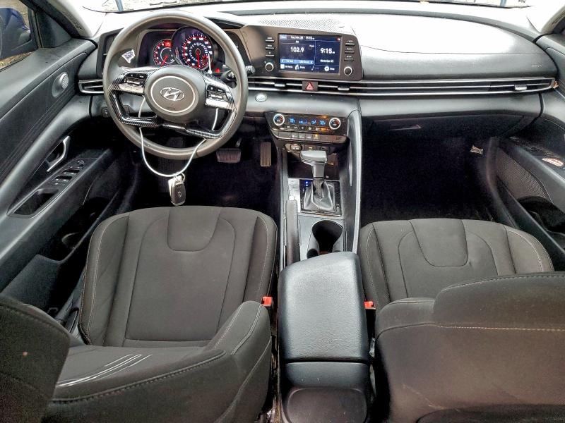 Фото 8 - HYUNDAI ELANTRA