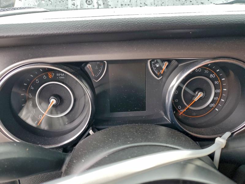 Фото 9 - JEEP GLADIATOR