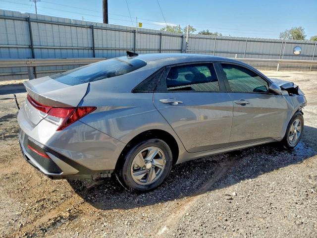 Фото 3 - HYUNDAI ELANTRA