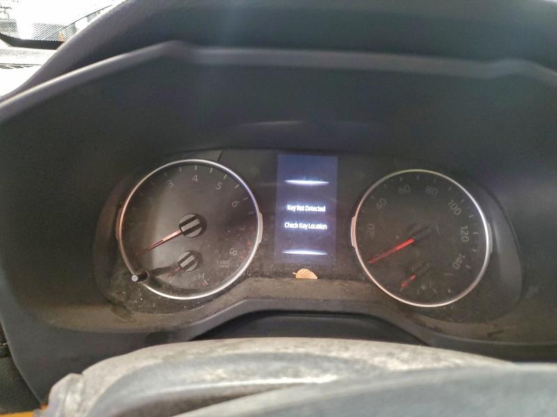 Фото 9 - TOYOTA RAV4