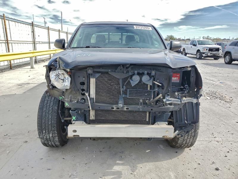 Фото 5 - TOYOTA TACOMA