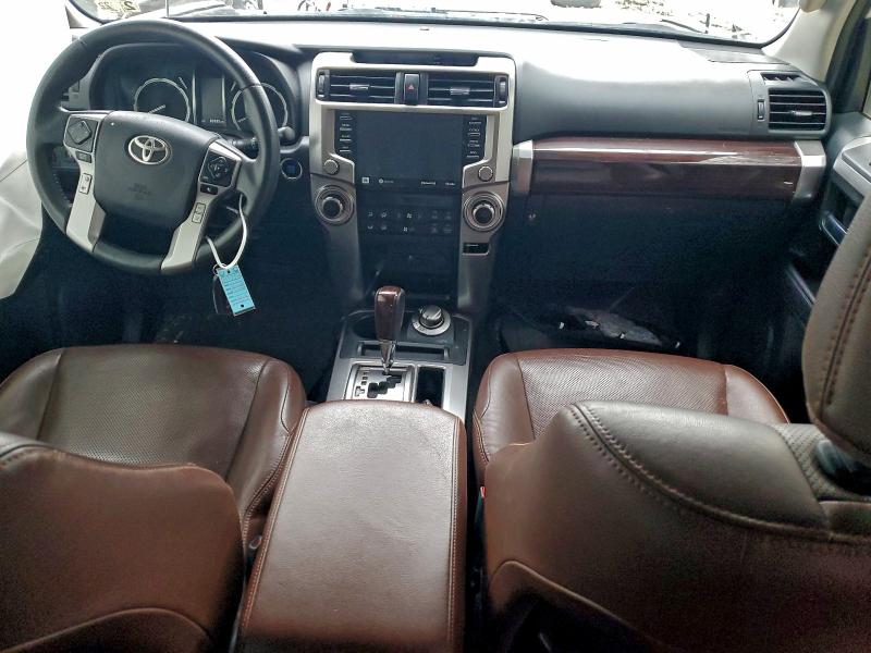 Фото 8 - TOYOTA 4RUNNER