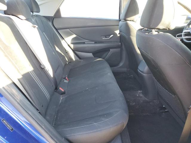 Фото 10 - HYUNDAI ELANTRA