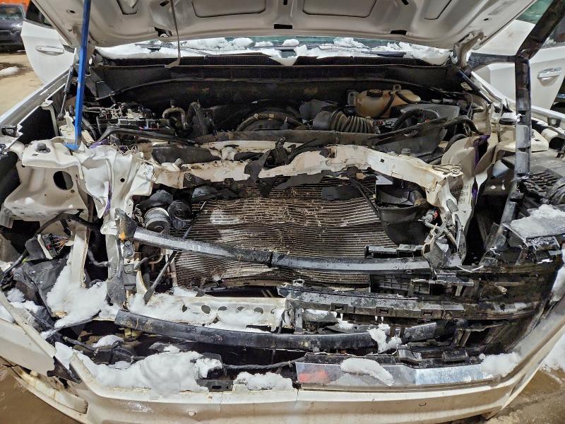 Фото 12 - GMC YUKON