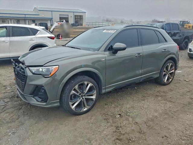 Фото 1 - AUDI Q3