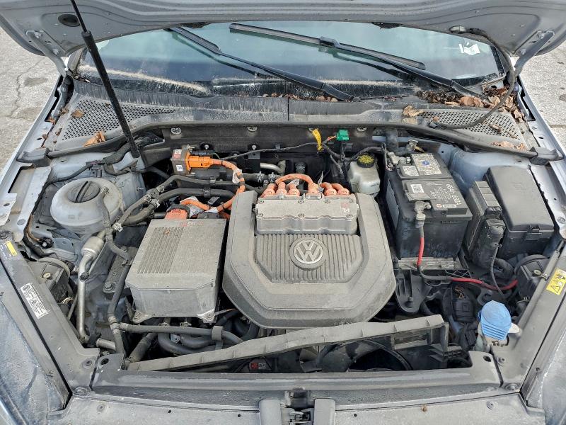 Фото 11 - VOLKSWAGEN GOLF