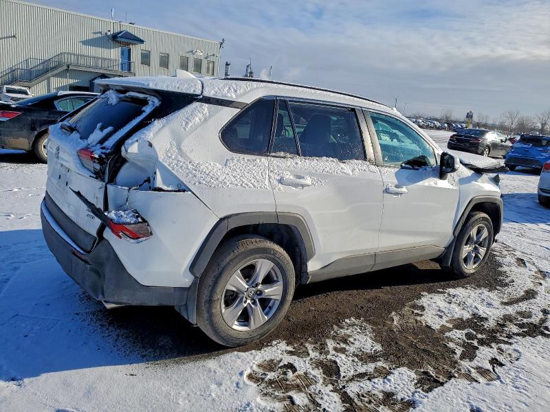 Фото 3 - TOYOTA RAV4