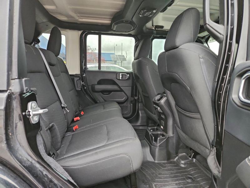 Фото 10 - JEEP WRANGLER