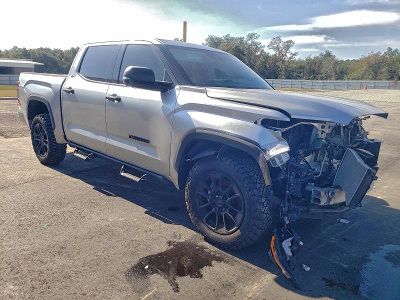 Фото 4 - TOYOTA TUNDRA