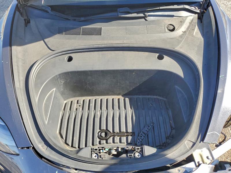 Фото 11 - TESLA MODEL 3