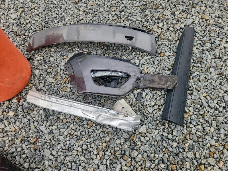 Фото 12 - KIA SORENTO