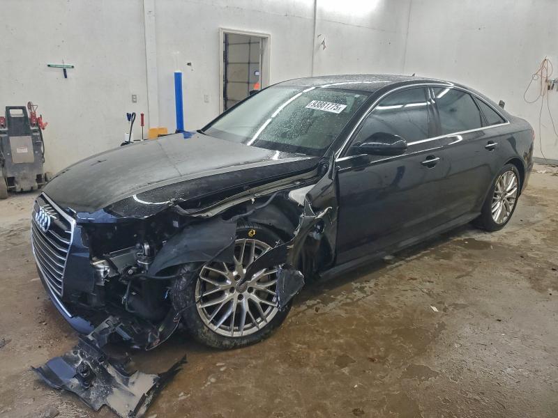 Фото 1 - AUDI A6