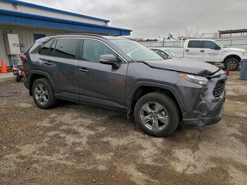 Фото 4 - TOYOTA RAV4