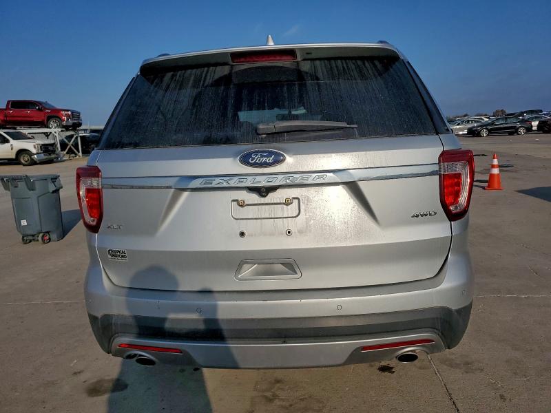 Фото 6 - FORD EXPLORER