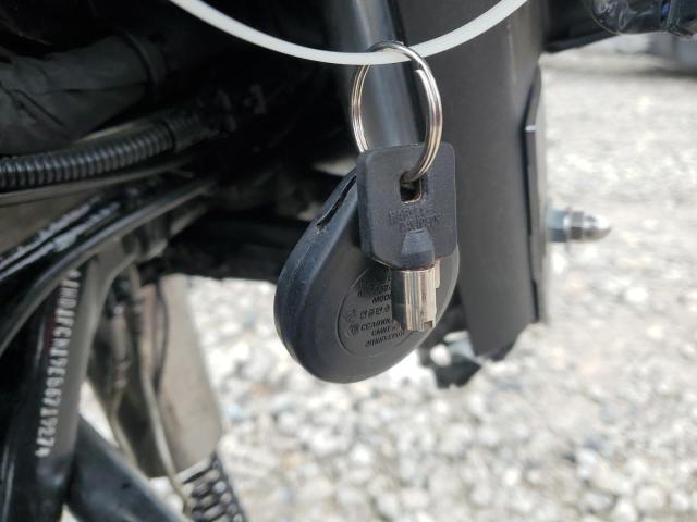 HARLEY-DAVIDSON FL 2014