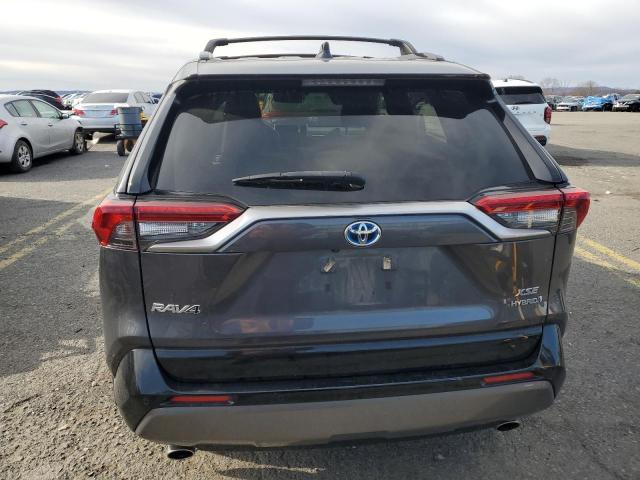 Фото 6 - TOYOTA RAV4