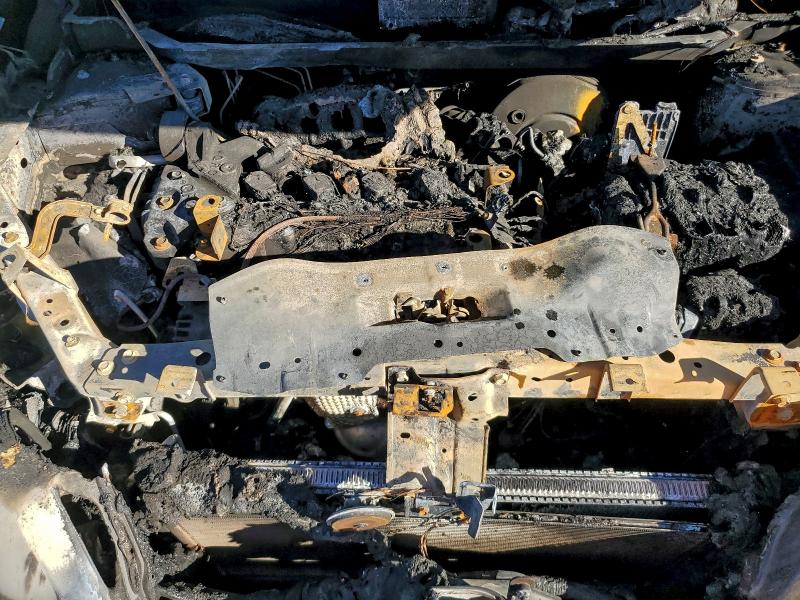 Фото 12 - NISSAN ROGUE