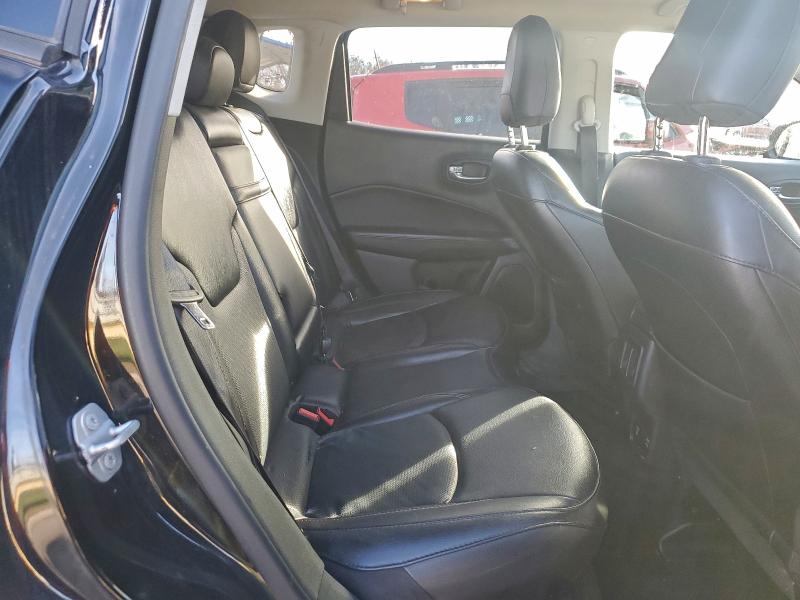 Фото 11 - JEEP COMPASS