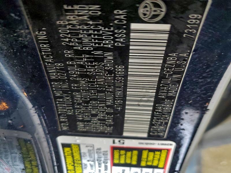 Фото 12 - TOYOTA CAMRY