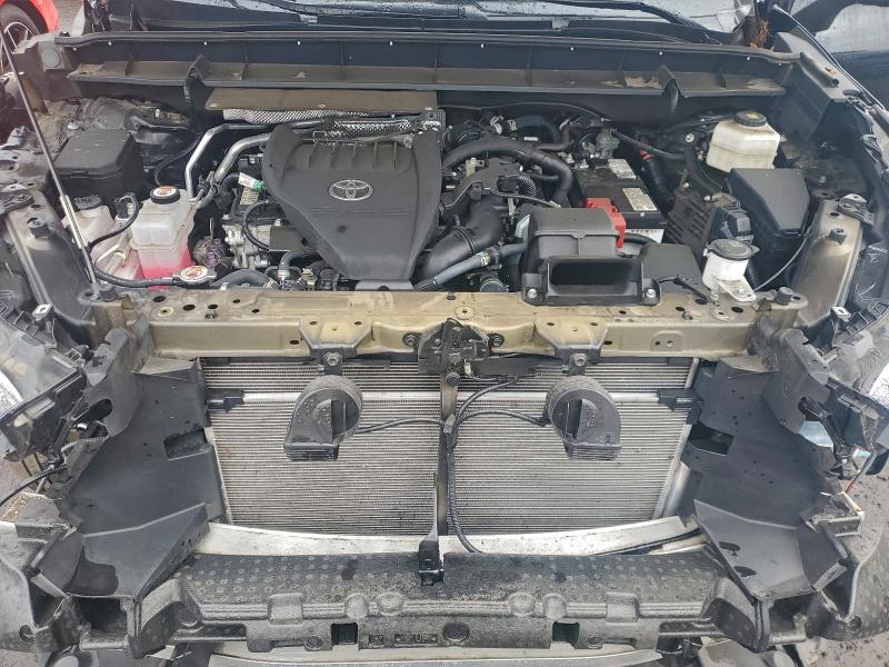 Фото 11 - TOYOTA HIGHLANDER